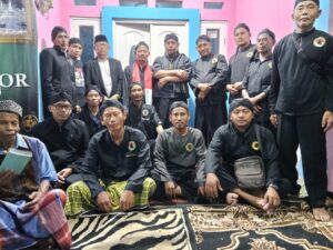 PADASUKA-1-300x225 . "Buah Iman dan Kepedulian Tumbuh di Munajat PADASUKA Gunung Putri"