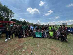 IMG-20251026-WA0084-300x225 KIRAB HARI SANTRI 2025 MWCNU GUNUNG PUTRI DIIKUTI PESERTA SEPANJANG SATU KILOMETER